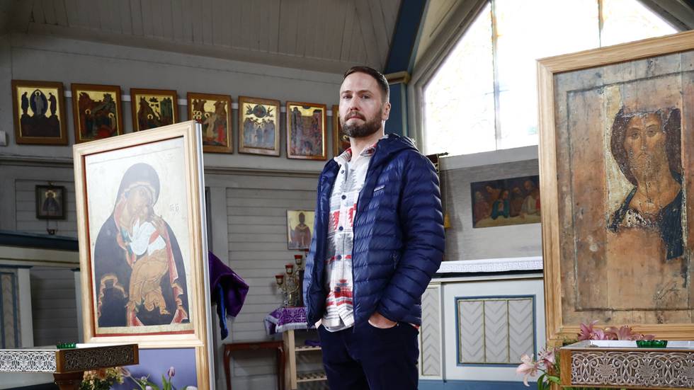 Rysk-ortodox församling vägrar lämna kyrkan: ”De har bytt ut låsen”