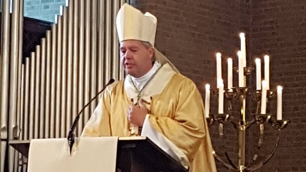 Bishop Rob Mutsaerts, hjälpbiskop i ett katolskt stift i Nederländerna, har riktat hård kritik mot påven Fransciskus.