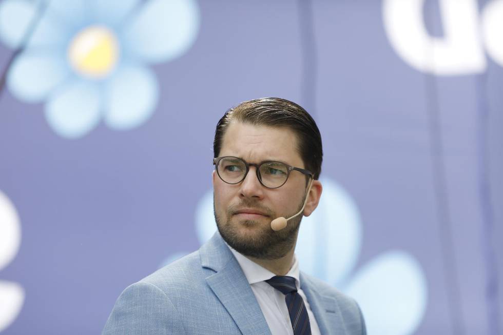 ”Ingen prioriterad fråga”. Sverigedemokraternas partiledare Jimmie Åkesson har flera gånger sagt att partiets krav på att förbjuda abort efter vecka 12 inte är en prioriterad fråga för Sverigedemokraterna.