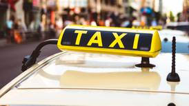 Tysk taxichaufför hade bibelbanner – riskerar böter