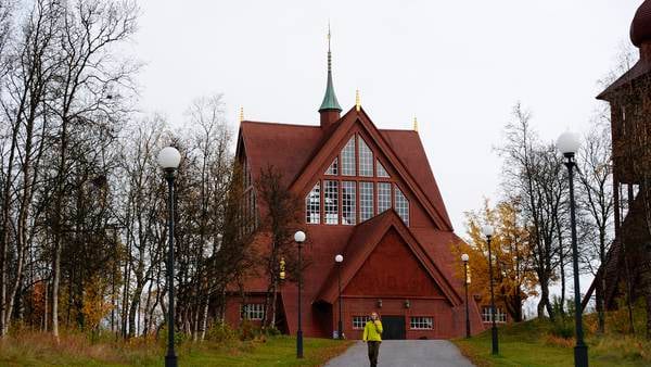 Sista gudstjänsten är över – nu flyttar Kiruna kyrka