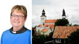 Domprosten får lämna tjänst i konfliktdrabbade Visby