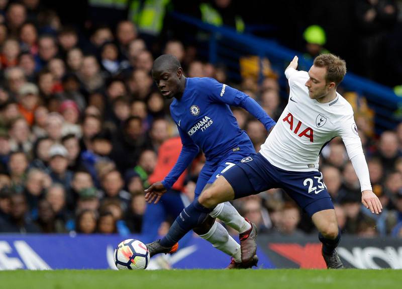 Dansk dynamit. Tottenhams Christian Eriksen i kamp om bollen med Chelseas N´golo Kante i en ligamatch i april förra året.