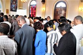 En historisk gudstjänst i Addis Abeba