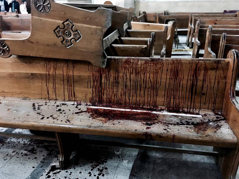 47 kristna dödades på palmsöndagen i år i två terrorattentat riktade mot kyrkor. Här kyrkan St. George efter attacken från en självmordsbombare. 