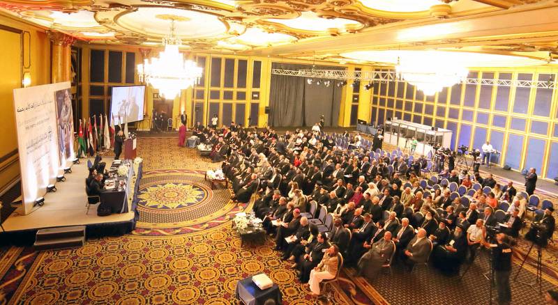 Kyrkomöte. MECC består av knappt 30 kyrkor från de fyra kyrkofamiljerna i Mellanöstern. 2016 hölls generalförsamlingen i Amman, Jordanien.