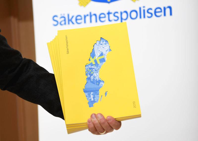 Säkerhetspolisen pekar på problematiken med den svaga regleringen av statsbidrag och kommunalt föreningsstöd i sin årsbok för 2019, skriver Johan Westerholm. Bilden: Säpos årsbok 2019.