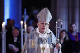 Ärkebiskopen om muslimer kan vara med i Svenska kyrkan: ”Alla får vara med”