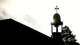 Syrisk-ortodoxa kyrkan i Sverige står mitt i en brytningstid 