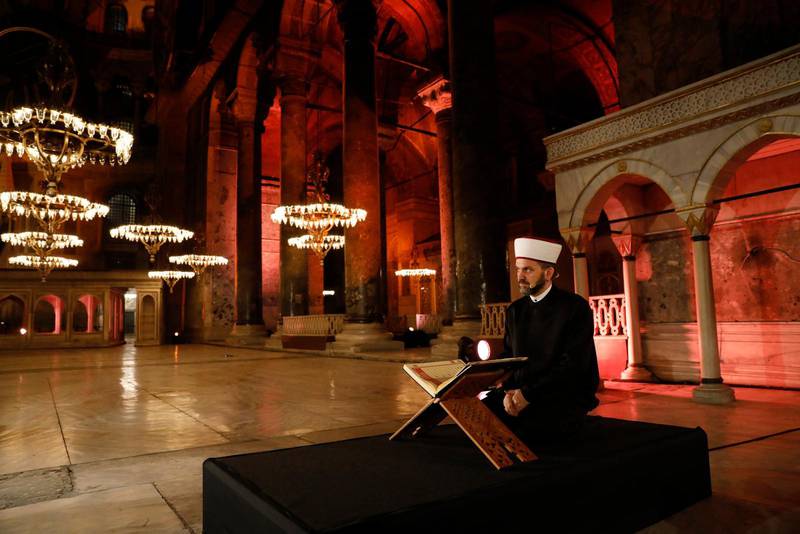 Kontroversiell Koranläsning i Hagia Sophia den 29:e maj.