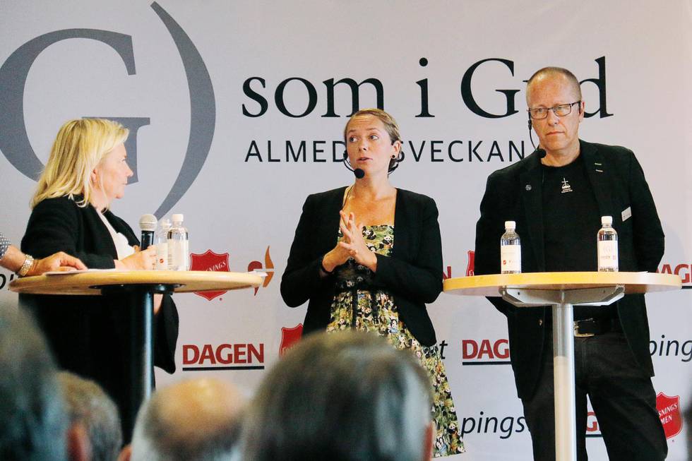 Engagerade. Johanna Jönsson, Centerpartiet och Björn Cedersjö pratar på (G) som i Gud-seminariet i Almedalen, som handlar om Open Doors rapport om trakasserier av kristna på asylboenden i Sverige.