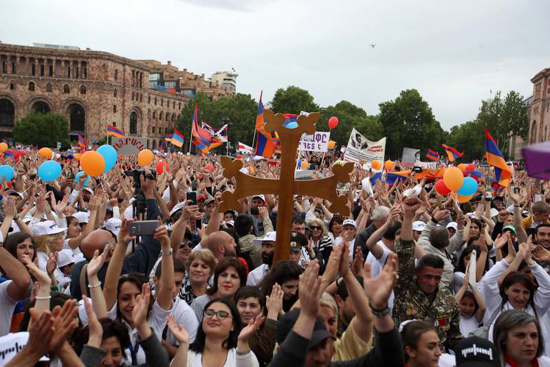 Det var efter att sittande presidenten Serzh Sargsyan lät sig väljas till premiärminister som protesterna startade i våras.