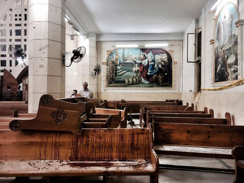 Attack. Kyrkan St. George i egyptiska staden Tanta utsattes den nionde april för ett blodigt attentat. En islamistisk självmordsbombare dödade sig själv och 27 andra. Ett 80-tal blev skadade. På den kristna tv-kanalen Sat-7:s stora konferens i Beirut mötte Dagens Håkan­ Arenius egyptiska kristna ledare som berättade om förföljelsen.