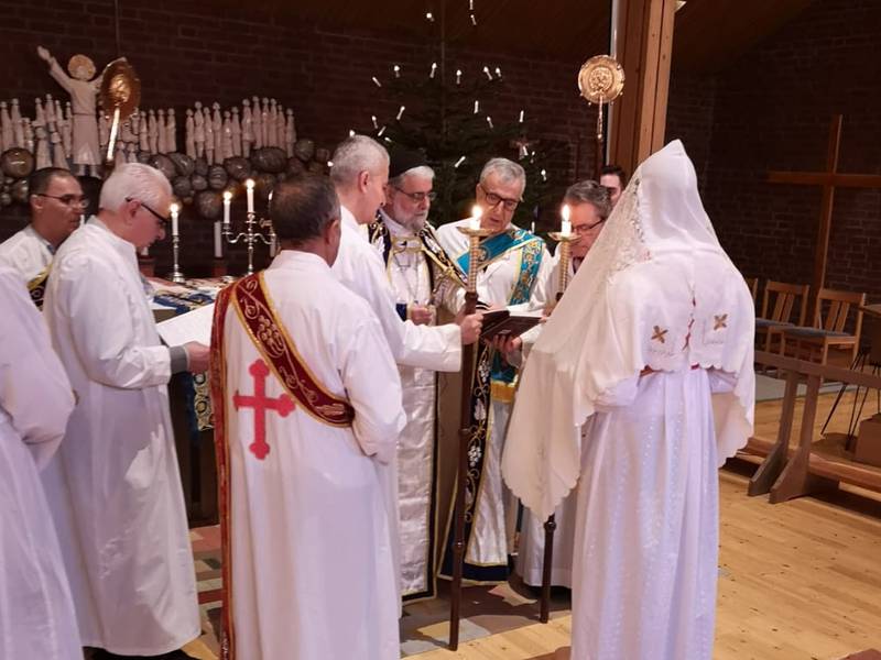 Den syrisk-ortodoxa församlingen Mar Dimet i Jönköping fick fira gudstjänst inför tomma stolar på trettondagen.