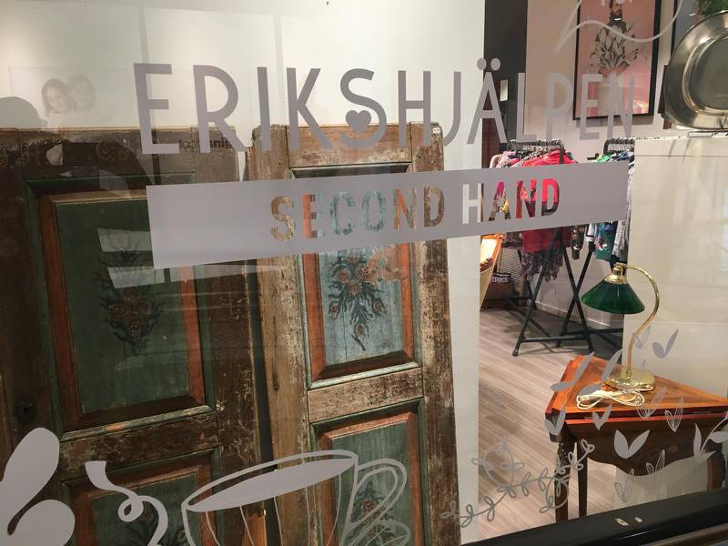 Erikshjälpens pop up-butik på Asecs i Jönköping är öppen fyra dagar i veckan fram till den 29 mars.