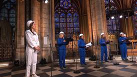 Midnattskonsert utan publik i Notre-Dame         
