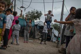 EU-länder tar emot flyktingbarn från Grekland