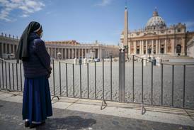 Ovaccinerade turister portas från Vatikanen
