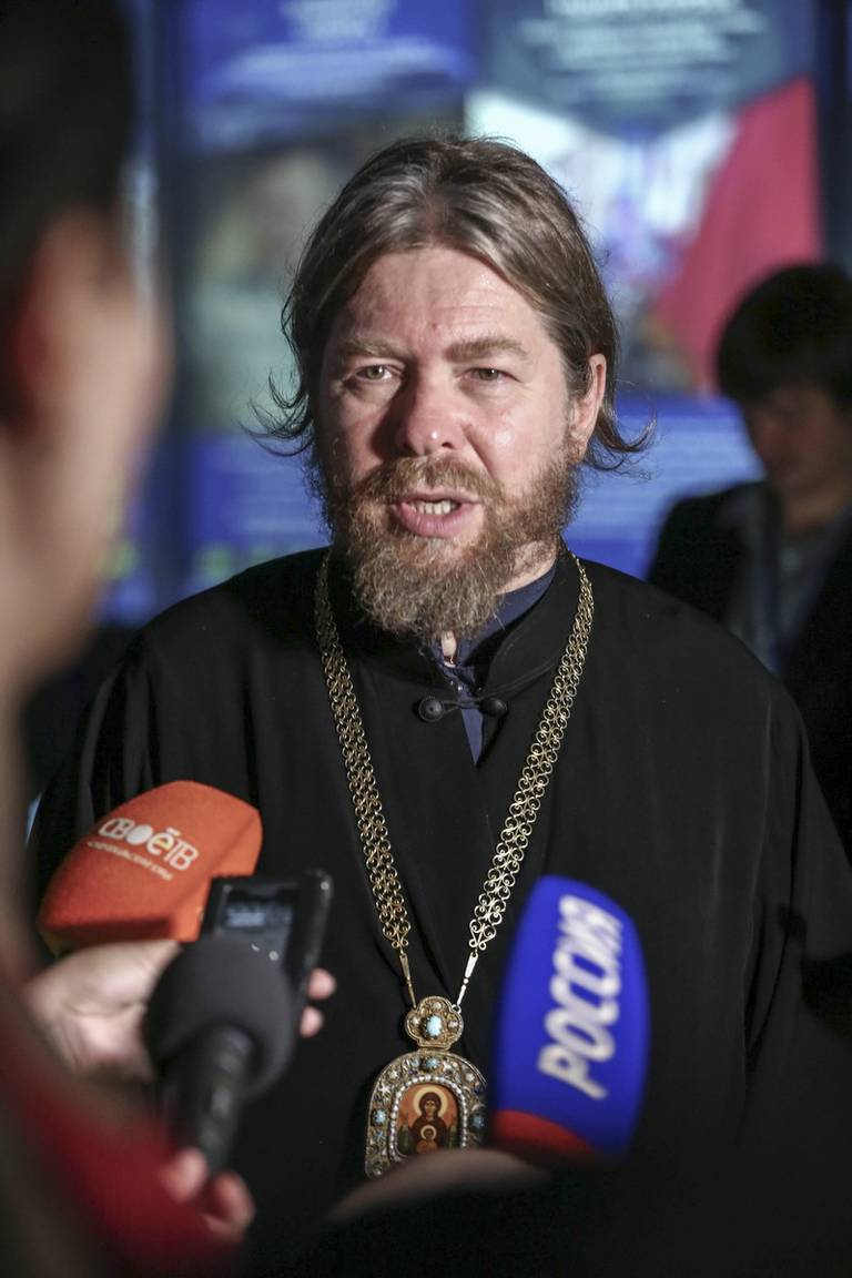Biskop Tikhon Shevkunov utpekas som Putins andliga vägledare.