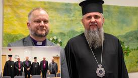 Ukrainska kyrkoledare: Ge oss både böner och luftvärnssystem