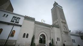 Avtal snart i hamn om “principer” för franska muslimer