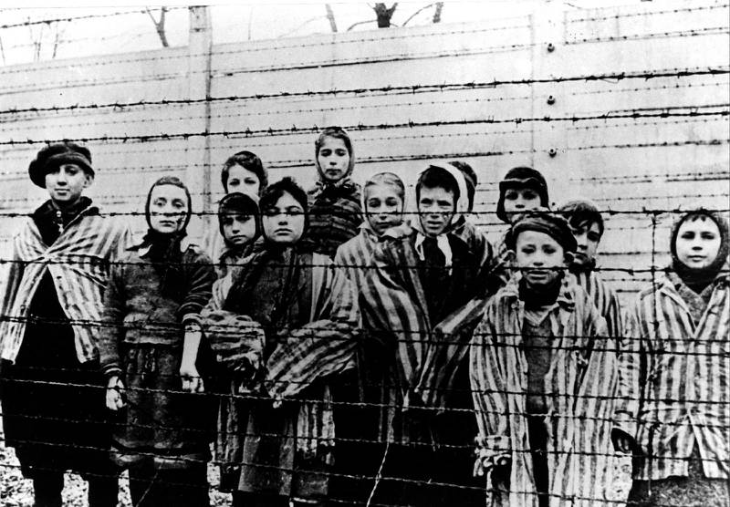 Auschwitz 1945.