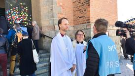 Västerås biskop efter hen-kritiken: Jesus var en man