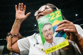 Pastorer predikar hur medlemmar ska rösta inför valet i Brasilien
