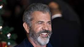 Mel Gibson gör film om boxaren som blev präst