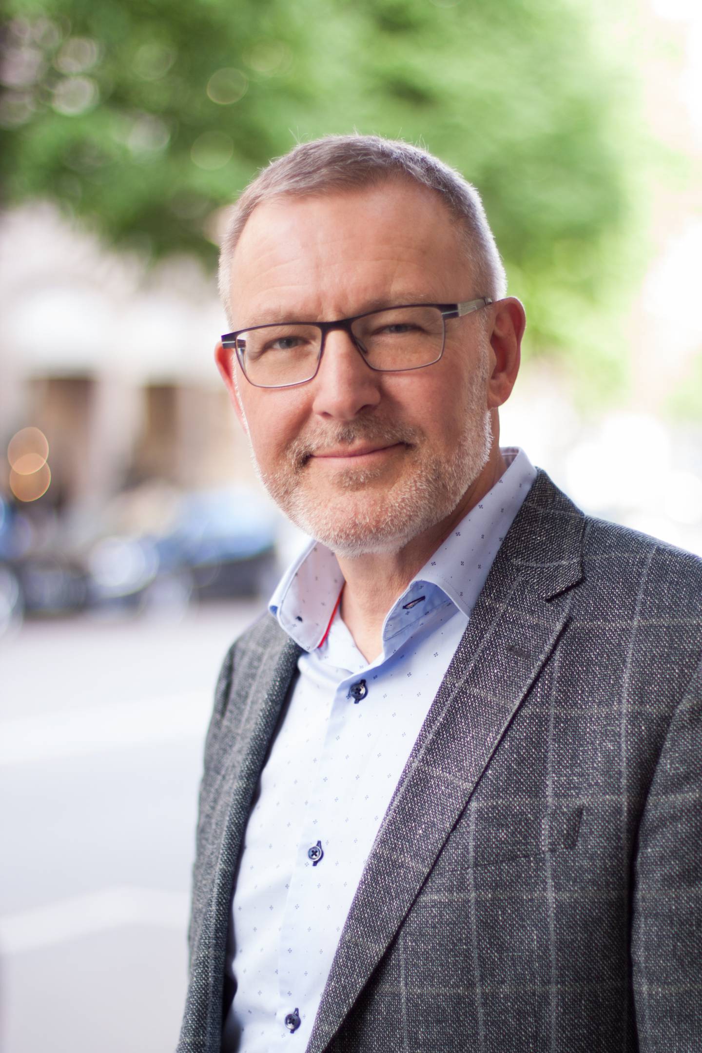 Stefan Gustavsson, tidigare generalsekreterare för Svenska evangeliska alliansen, arbetar på Apologia.