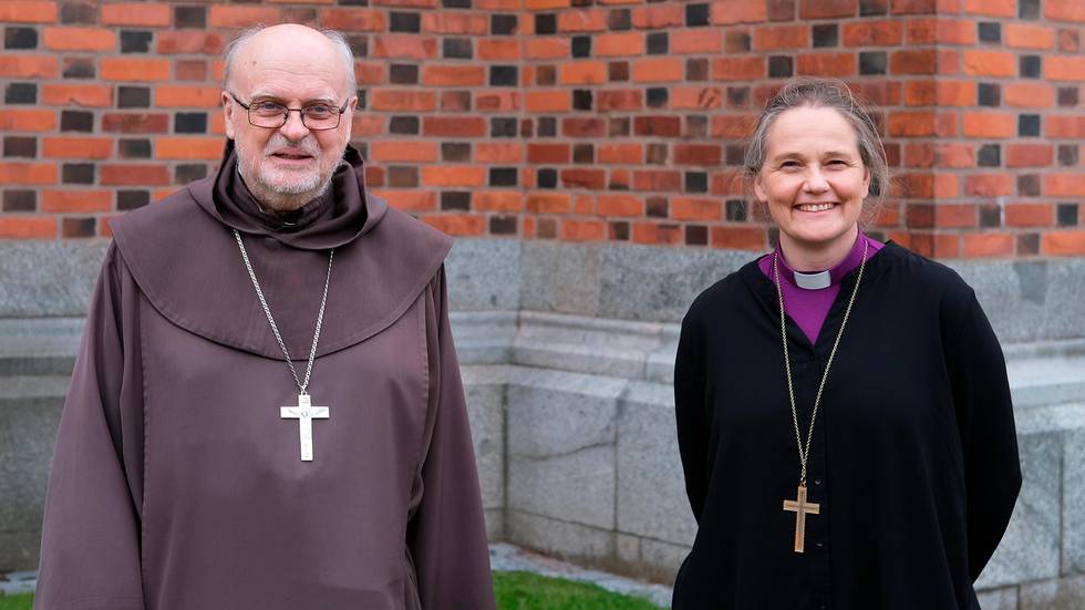 Den katolske kardinalen och biskopen Anders Arborelius inbjuder, tillsammans med Svenska kyrkans biskop i Uppsala Karin Johannesson