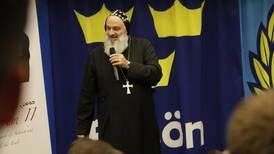 Syrisk-ortodoxa unga fick möta patriarken i Sverige