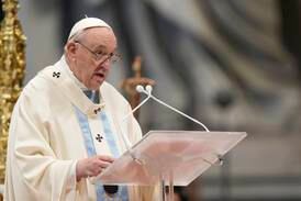 Påven fördömde våld mot kvinnor i nyårstal