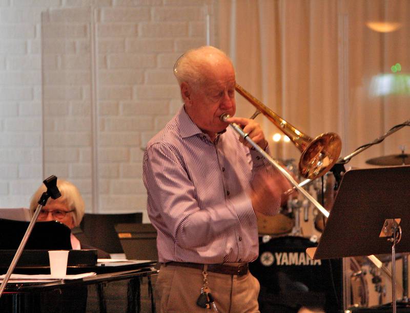 Bengt Enblom, trombonist och ledare för RGB-bandet.
