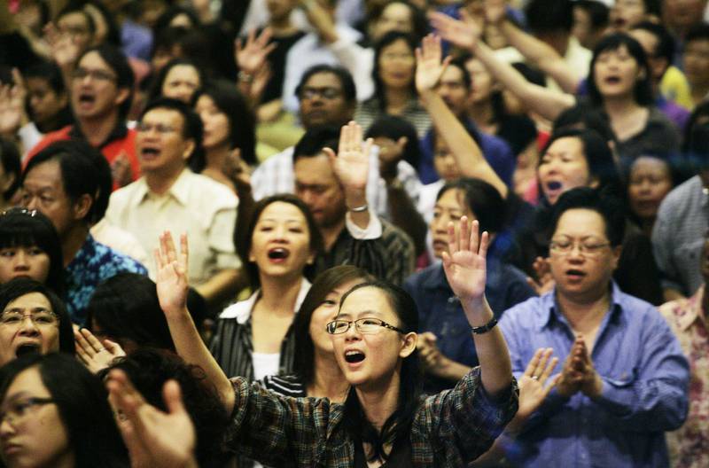 Kan de fira religionsfriheten nu? Högsta domstolens beslut att låta Roneey Rebit konvertera till kristendomen har fått många att hoppas på en större religionsfrihet i Malaysia. Bilden är från en gudstjänst i Malaysias huvudstad Kuala Lumpur.