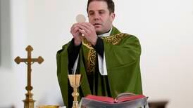 Prästens vigslar ogiltiga efter ogiltigt dop