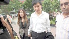 Rättegång mot pastor Kong Hee inledd