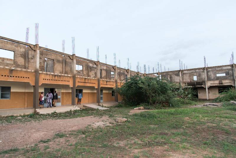 Pingstsamfundets skola i Ouagadougou expanderar hela tiden. 