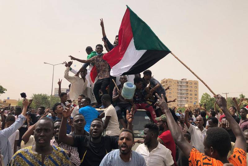 Folkliga protester ledde till regimskifte i Sudan, där nya reformer nu rullas ut.