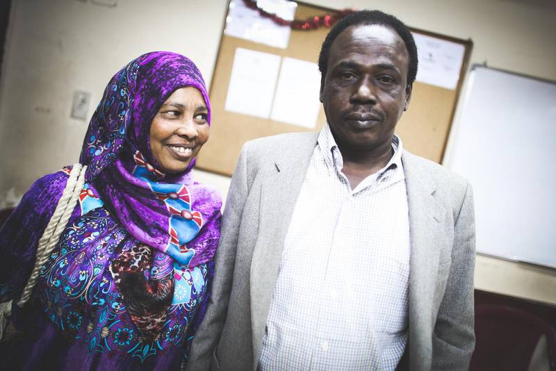 ”Det är bara här i kyrkan som jag blir behandlad med respekt”, säger Amal som kom hit från Sudan för snart tre år sedan. Här står hon bredvid sin man.  