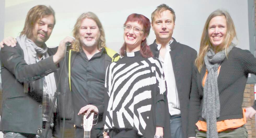 Poeten Bob Hansson, artisten Staffan Hellstrand, teologen Elin Engström, musikern Fredrik Blank och filmkonstnären Helene Berg