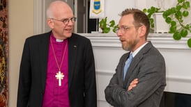 Socialministern tog med sig ensamhetskampen till ärkebiskopen