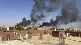 Kaos i Sudan - Läkarmissionens anställda evakuerade 