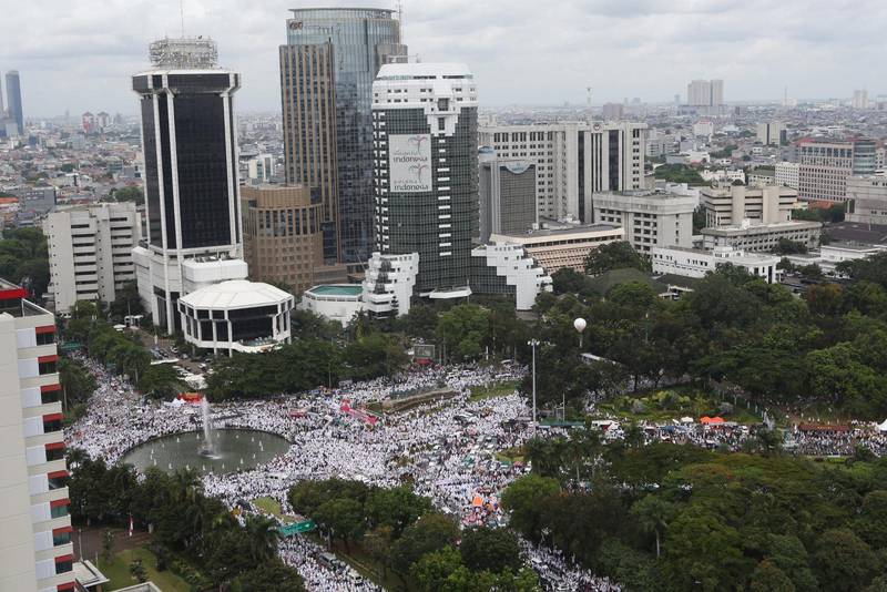 Stora demonstrationer i Indonesiens huvudstad Jakarta.