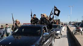 Över 50 döda i misstänkt IS-angrepp i Syrien