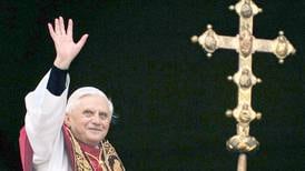 Tidigare påven Benedikt är död