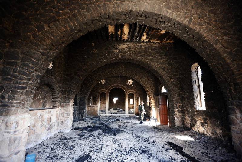 Sönderbränt. Klostret Mar Elian var namngivet efter helgonet Elian från Homs i Syrien som led martyrdöden på 200-talet efter att ha vägrat att avsäga sig kristendomen.