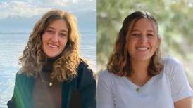 Tusentals tog avsked av israeliska systrar som sköts ihjäl i terrordåd
