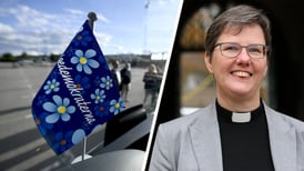 SD-politiker rasar mot kyrkoherde efter hennes predikan