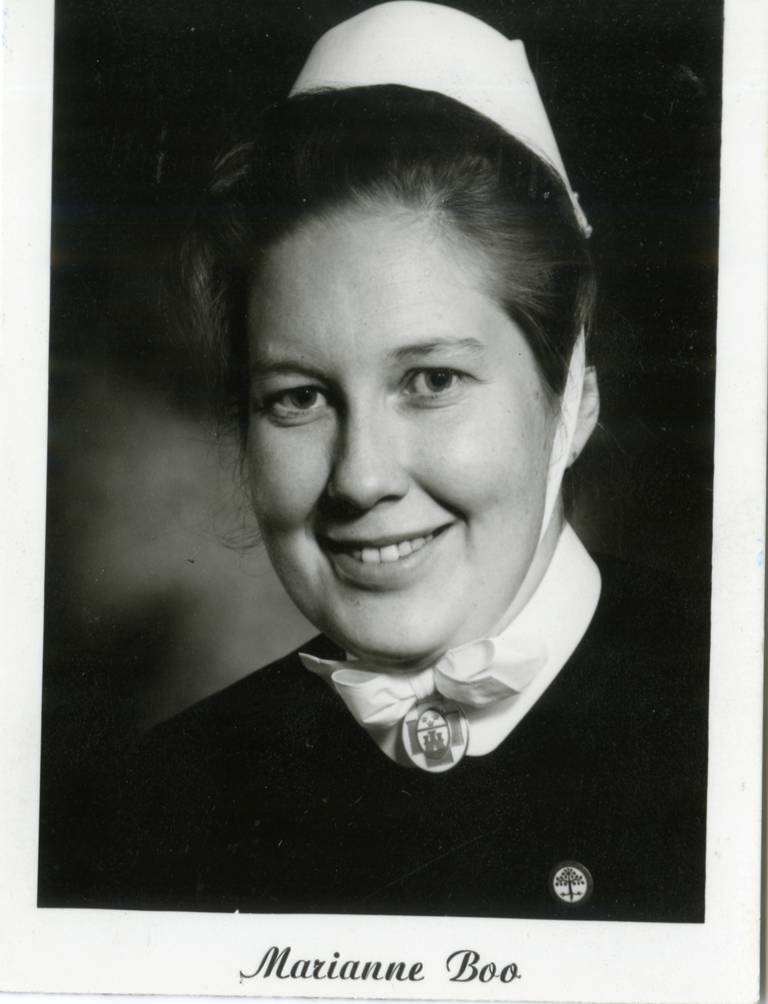 Marianne Boo, var först missionär i Liberia inom sjukvård i flera år och blev sedan en av de fösta kvinnliga pingstpastorerna i Sverige. Mission. Afrika.